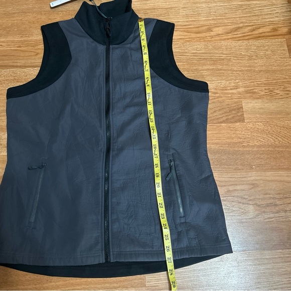 NWT WOMEN'S LEVELWEAR VERVE MADISON VEST, SIZE: XL, COLOR: BLACK/CHARCOAL - Picture 5 of 9